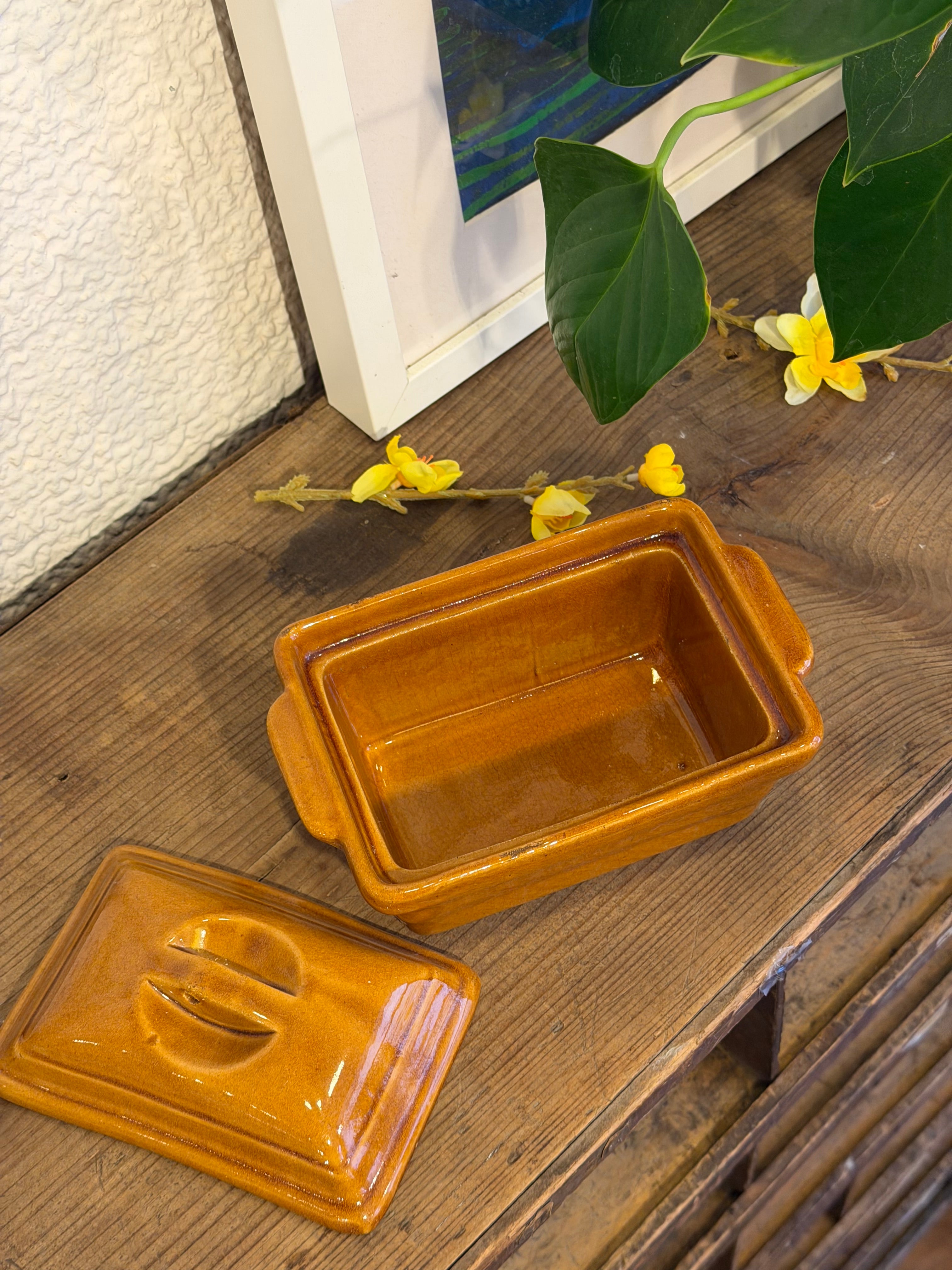 Boîte carrée avec couvercle