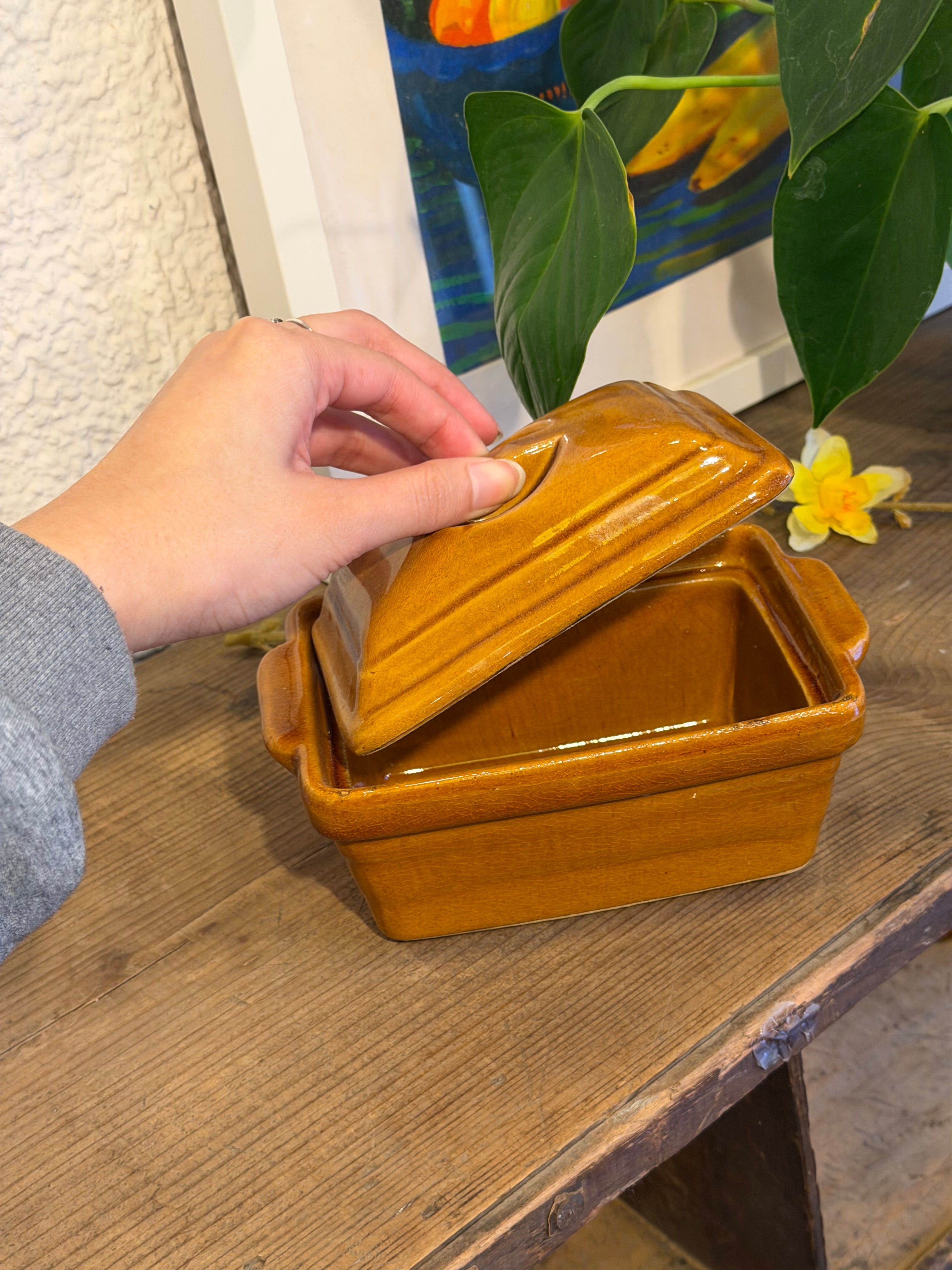 Boîte carrée avec couvercle