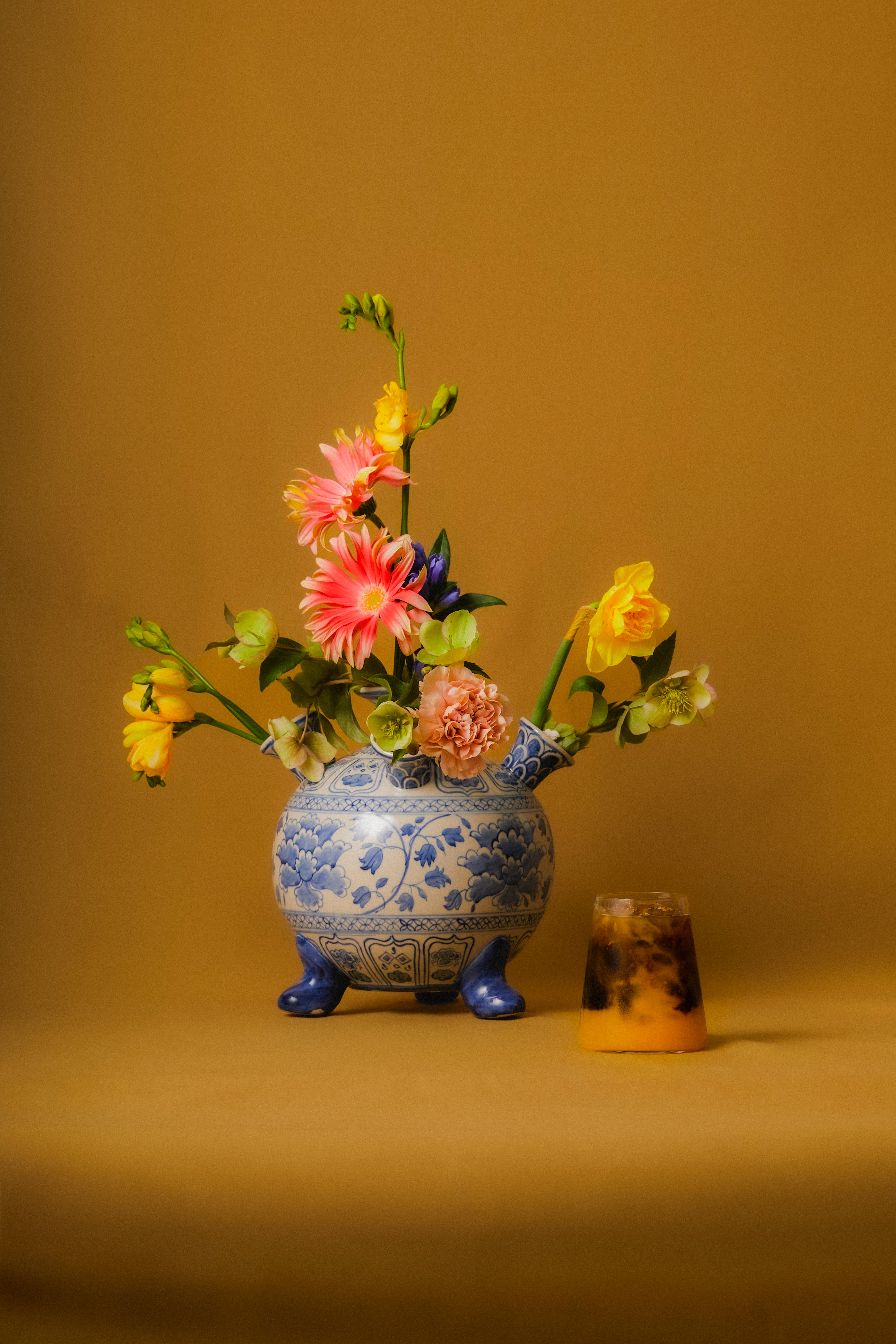 Vase tulipe bleu et blanc taille petit