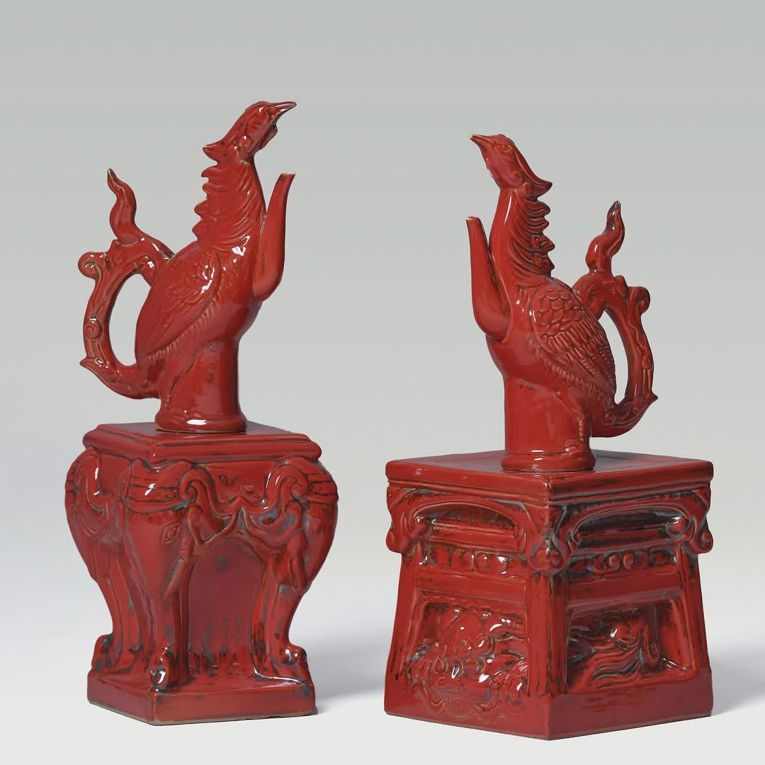 Socle en forme de nghê et d’éléphant